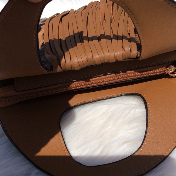 Leopard SOLD have BLACK ONLY - Picture 3 of 4